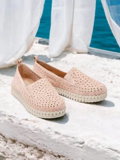 Caprice Rose Suede Breeze